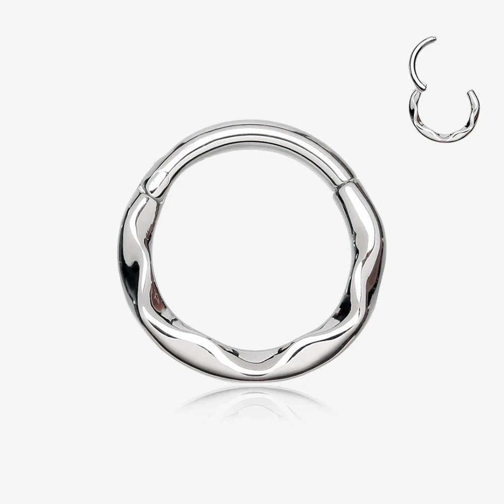 Classic Hammered Wave Seamless Clicker Hoop Ring